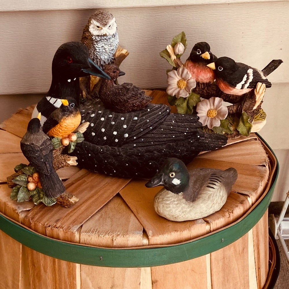 🧺 Vintage Collection/Bundle 2 🦆,🦉,Loons,2 Robins, BirdHouse🖊️✏️ & Wooden Basket